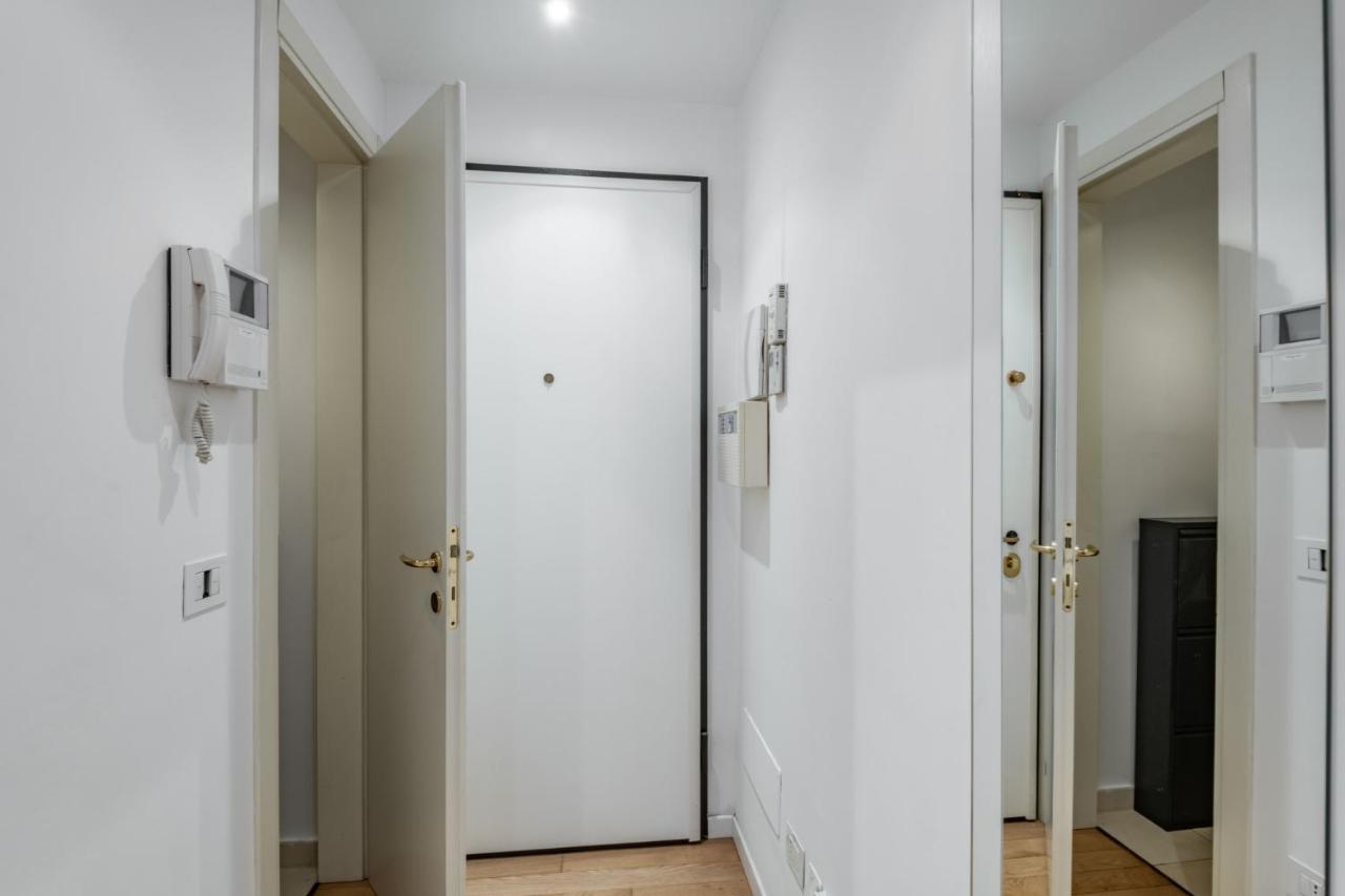 Easylife - Sofisticato Monolocale Con Terrazzino Nel Cuore Di Porta Venezia Milán Exterior foto
